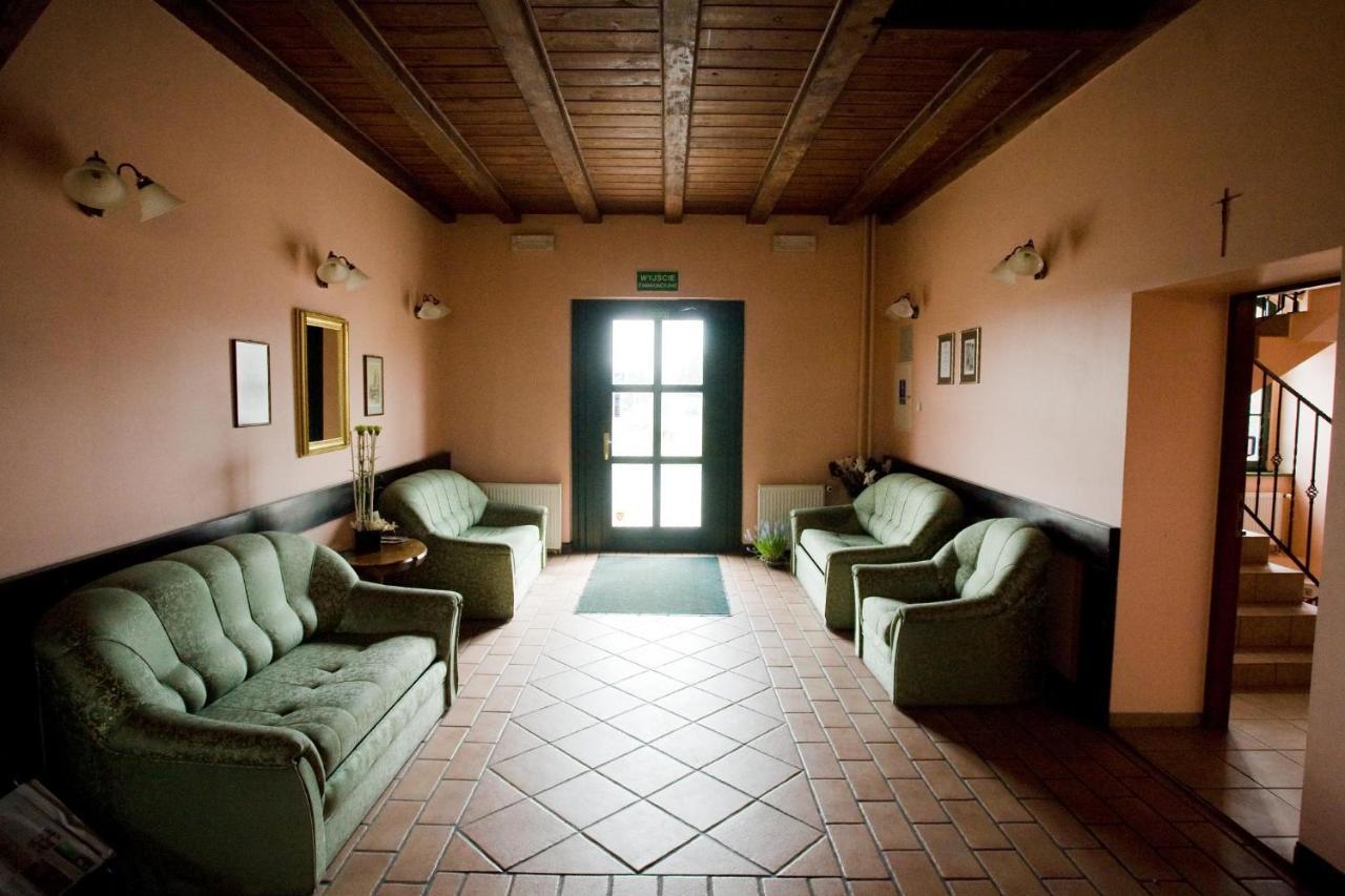 סטארגארד שצ'צ'סינסקי Hotel Maly Mlyn מראה חיצוני תמונה