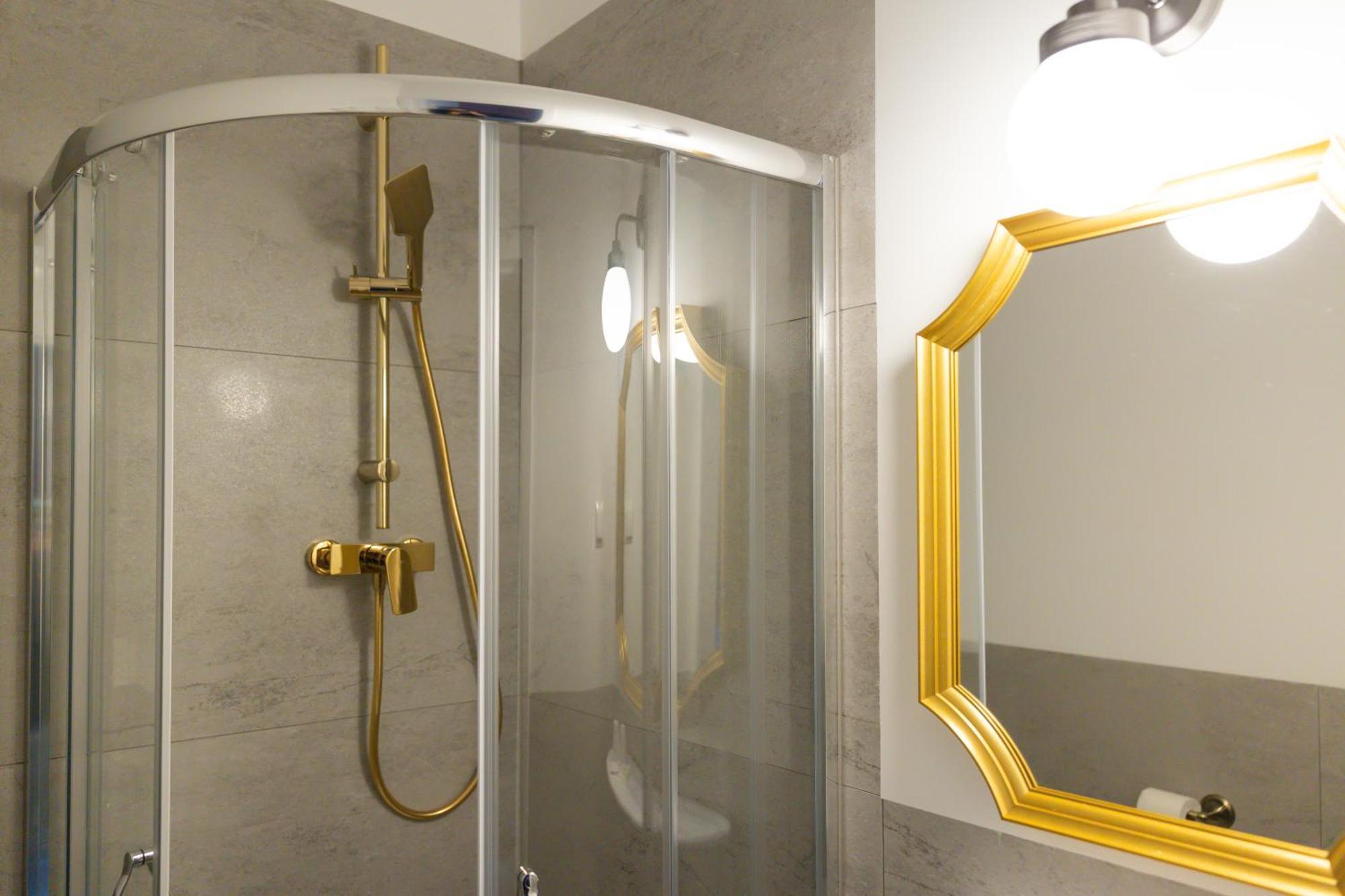 סטארגארד שצ'צ'סינסקי Hotel Maly Mlyn מראה חיצוני תמונה