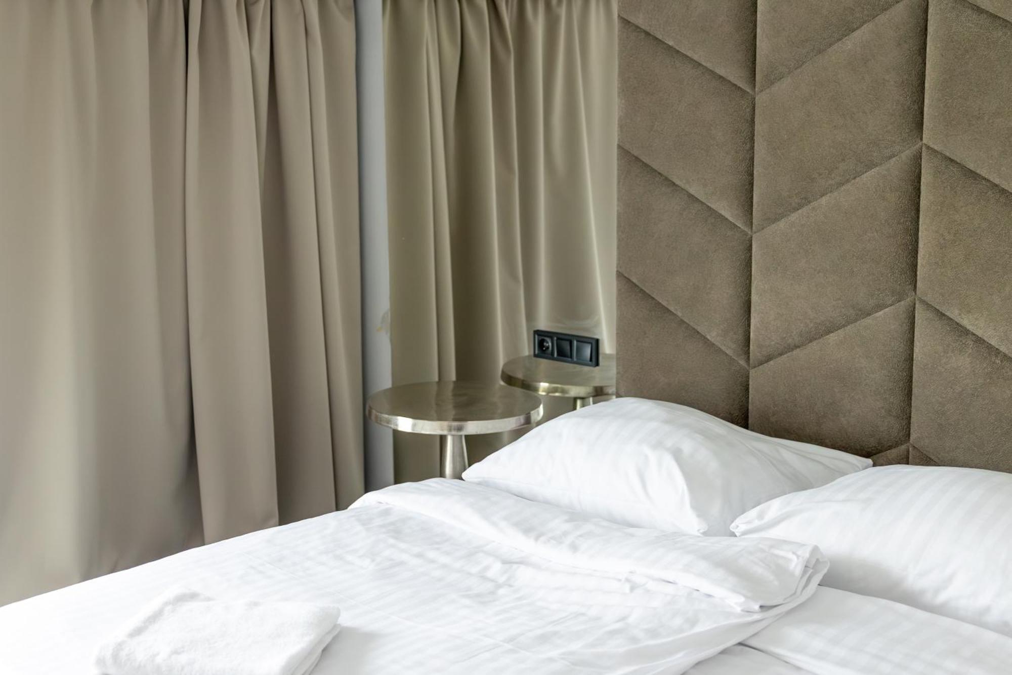 סטארגארד שצ'צ'סינסקי Hotel Maly Mlyn מראה חיצוני תמונה